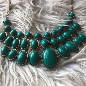Green-ish statement necklace
